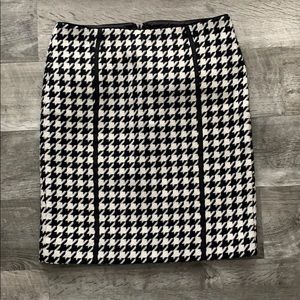 White House & Black Market Pencil Skirt
